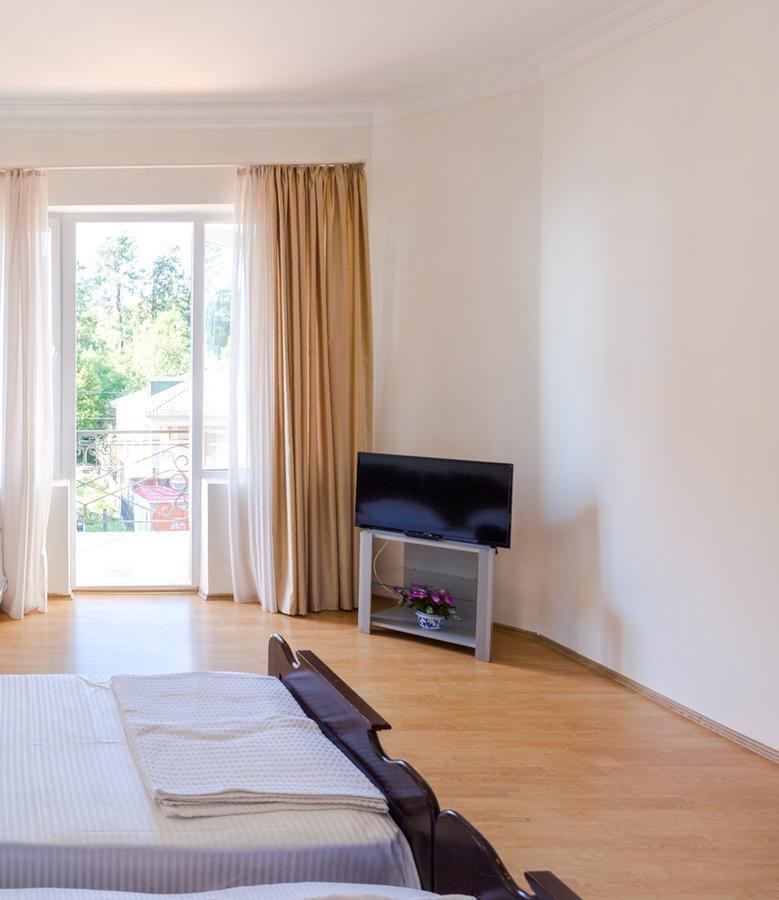 Hotel Simpatia Koboeleti Buitenkant foto